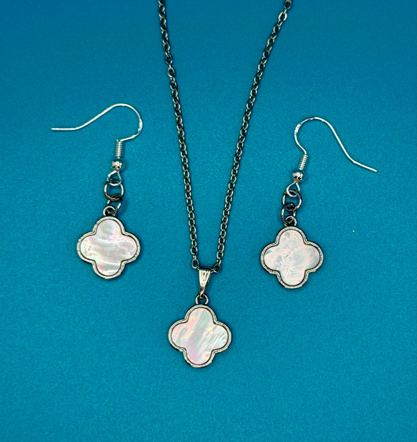 Mother of Pearl Clover Jewelry